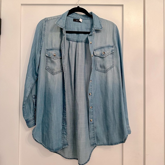 Urban Outfitters BDG Boyfriend Denim Shirt XS - Picture 2 of 5
